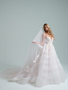 La Vie En Fleurs Veil