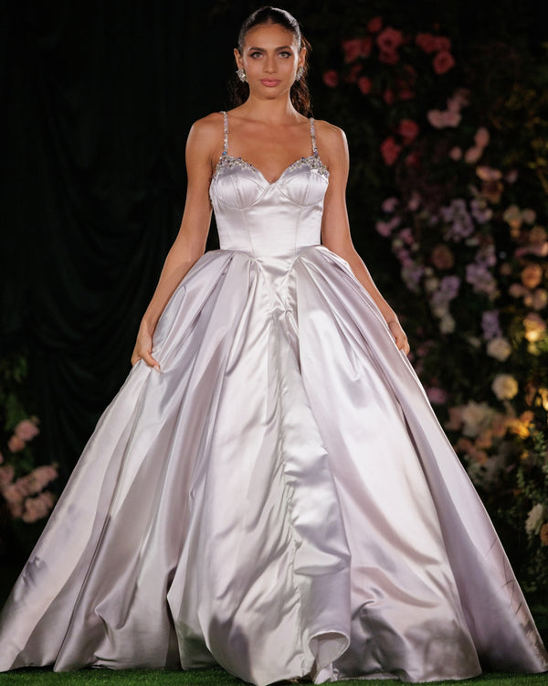 white queen dress of Genovia TRC Easy Ranch Dressing Champagne lining Size:Smocked Dress Kit (One Size)